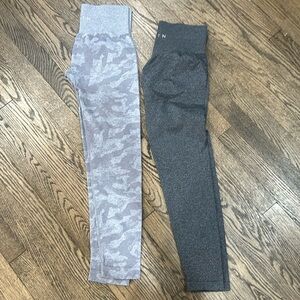 2 pair capri length NVGTN workout leggings